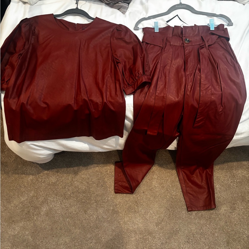Elegant Burgundy Women's faux leather set